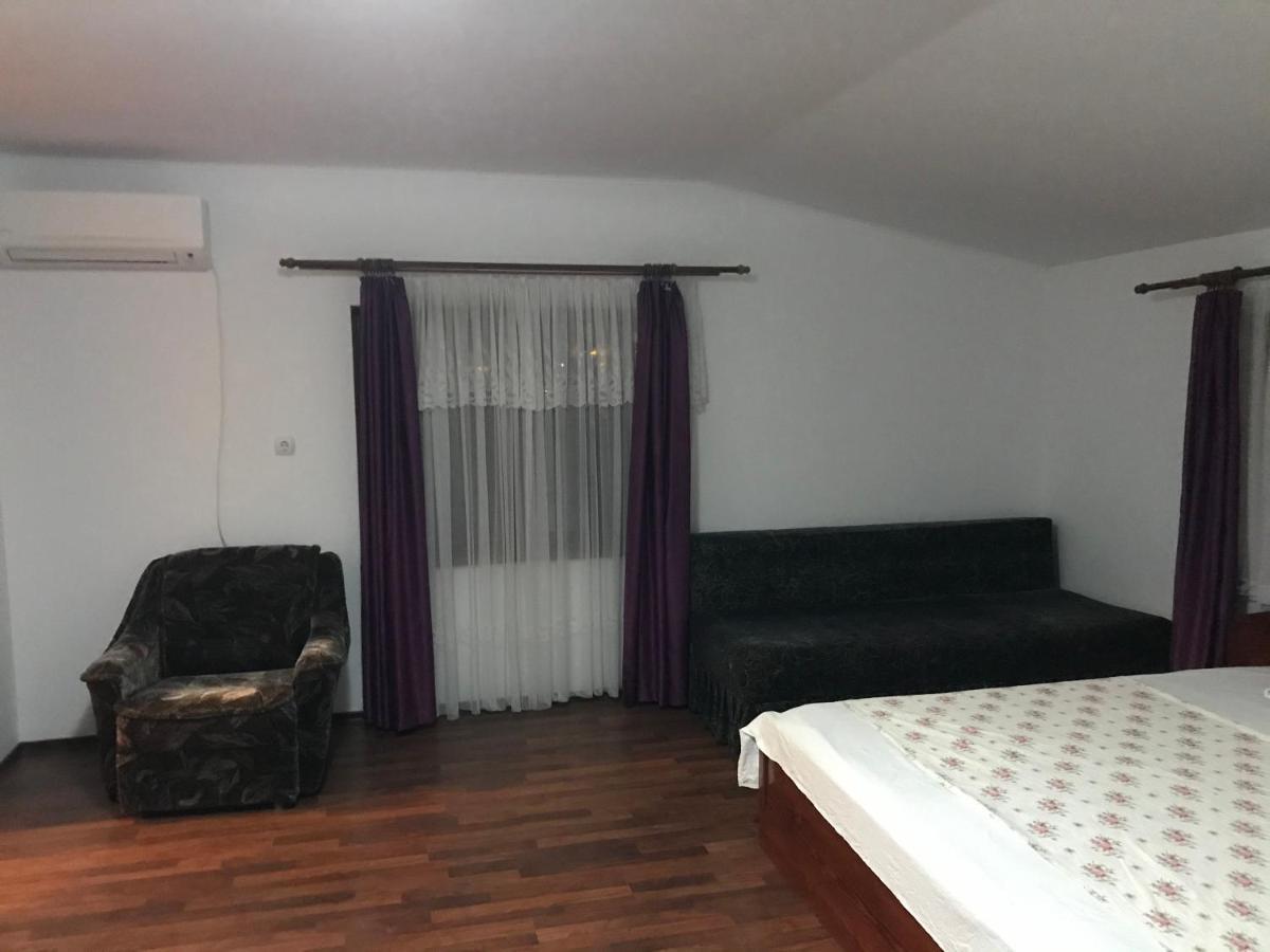 Villa Rosa Năvodari Екстериор снимка