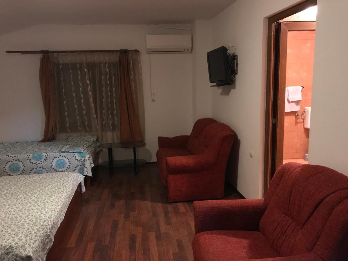 Villa Rosa Năvodari Екстериор снимка