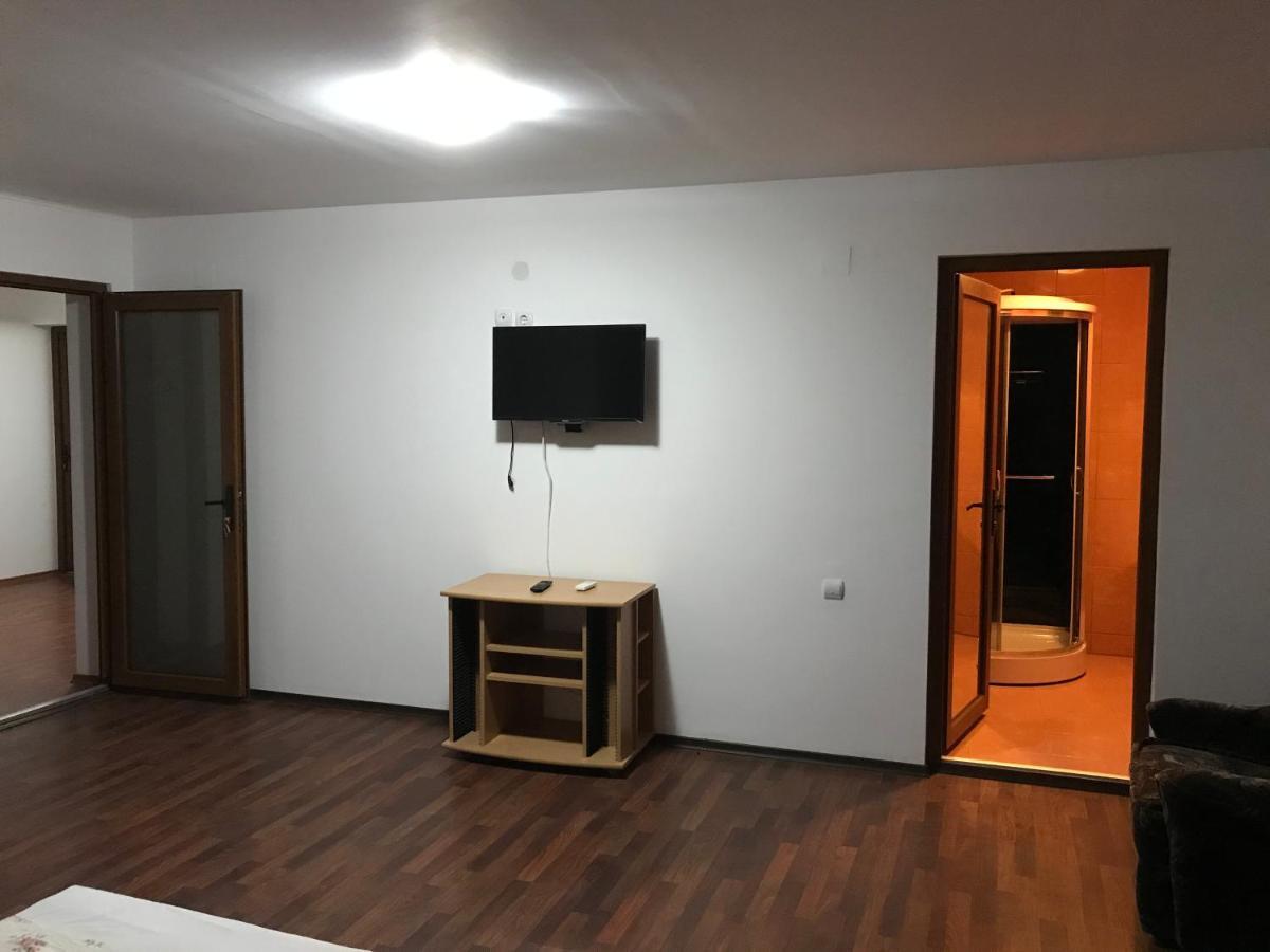 Villa Rosa Năvodari Екстериор снимка